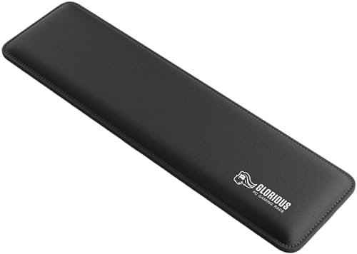 Glorious Gaming Padded Keyboard Wrist Rest (TKL, 17 mm stark) - gesteppte Ränder, glatte Stoffoberfläche, rutschfeste Gummibasis, mittlere Festigkeit, 360 x 100 x 17 mm - Schwarz Bild 1