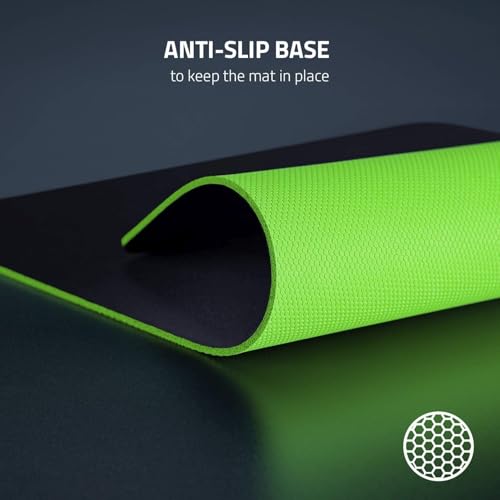Razer Gigantus V2 3XL - Weiches Gaming-Mauspad für schnelle Spielstile und optimale Kontrolle (1200 x 550 x 4mm, Texturierter Stoff aus Mikrogewebe, Rutschfestes Gummi) Schwarz Bild 4