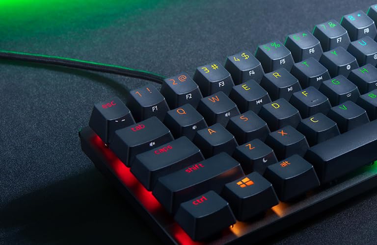 Razer Huntsman Mini 60% Gaming Tastatur: schnellste Tastaturschalter Aller Zeiten - Lineare optische Schalter - Chroma-RGB-Beleuchtung - PBT-Tastenkappen - Onboard-Speicher - Klassisches Schwarz Bild 3