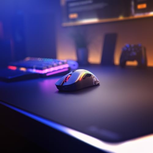 GLORIOUS Gaming Model D- (Klein) Wireless Gaming Mouse – Superleichte 67 g, Wabendesign, RGB-Beleuchtung, ergonomisch, verzögerungsfreier 2,4-GHz-Funk, bis zu 71 Stunden Akku – Mattschwarz Bild 7