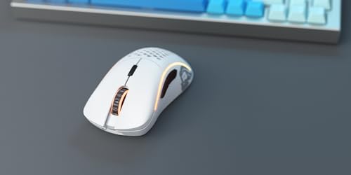 GLORIOUS Gaming Model D Kabellose Gaming-Maus – superleichte 69g, verzögerungsfreie 2,4-GHz-Funkverbindung, bis zu 71 Stunden Akkulaufzeit, RGB, BAMF-Sensor, ergonomisch, 6 Tasten – Weiß Bild 7