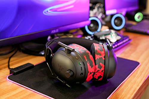 WC Freeze Blackshark – Kühlende Gel-Ohrpolster für 2020–2022 Razer Blackshark V2 und V2 Pro (passt Nicht für 2023-Modell) von Wicked Cushions – mehr Komfort, Dicke und Schallisolierung | Rote Tarnung Bild 3