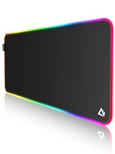 RGB Gaming Mauspad XXL (900x400x4mm), wasserdichte Schreibtischunterlage mit 11 LED-Lichteffekten, rutschfeste Gummibasis, Großes Mouse Pad für PC, Laptop, Tastatur und Büro Bild 1