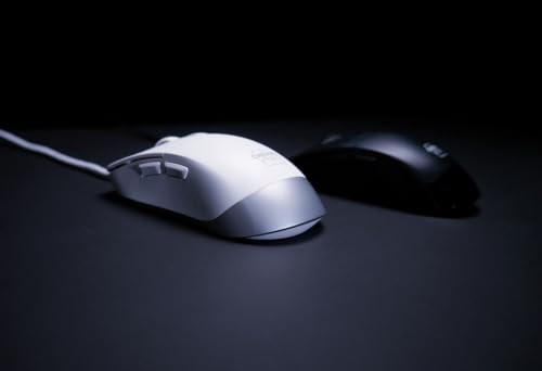 M50, Leichte Kabelgebundene Gaming-Maus, Ergonomische Form für Optimalen Komfort und Kontrolle, 5 On-Board-Profile, USB-A Anschluss, Weiß Bild 7