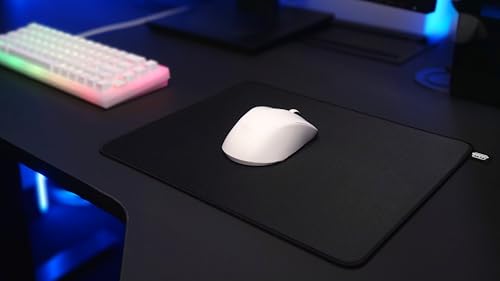 CHERRY XTRFY GP5, Gaming-Mauspad aus Stoff in M (320 x 270 x 3 mm), Glattes Speed-Pad für Präzision, Vernähte Kanten, Rutschfest, Maschinenwaschbar, Schwarz Bild 5