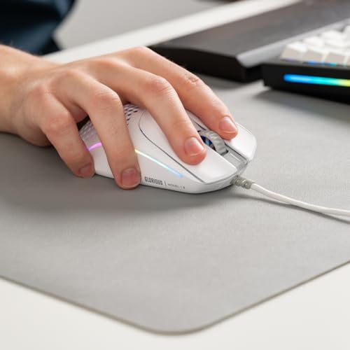 GLORIOUS Gaming Model I 2 Wired Mouse: 9 programmierbare Tasten (2 tauschbar), superleichte 66 g, optischer 26k-Sensor, Sch. 80M Klicks, MMO/MOBA/FPS, ergonomische Seitliche Daumenauflage RGB, weiß Bild 2