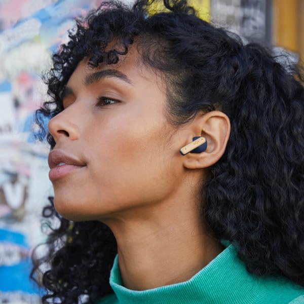 Marley Little Bird True Wireless Bluetooth Kopfhörer – IPX4 Kopfhörer kabellos mit Mikrofon, 24 Stunden Wiedergabezeit, In-Ear Ohrhörer klein, USB-C-Schnellladecase, Blau Bild 2