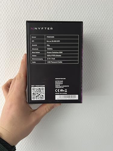 Nyfter Nyf 25 Wireless Gaming Maus – 26.000 DPI PAW3395 Sensor, 50g Ultra-Leicht, Dual Mode, 1000Hz, Huano 80M Switches – Ergonomisch für Palm/Claw/Fingertip (Rechtshänder) (Schwarz) Bild 2